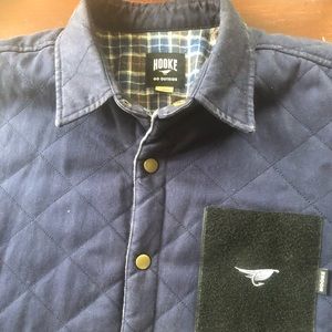 Hooké lined quilted shirt.